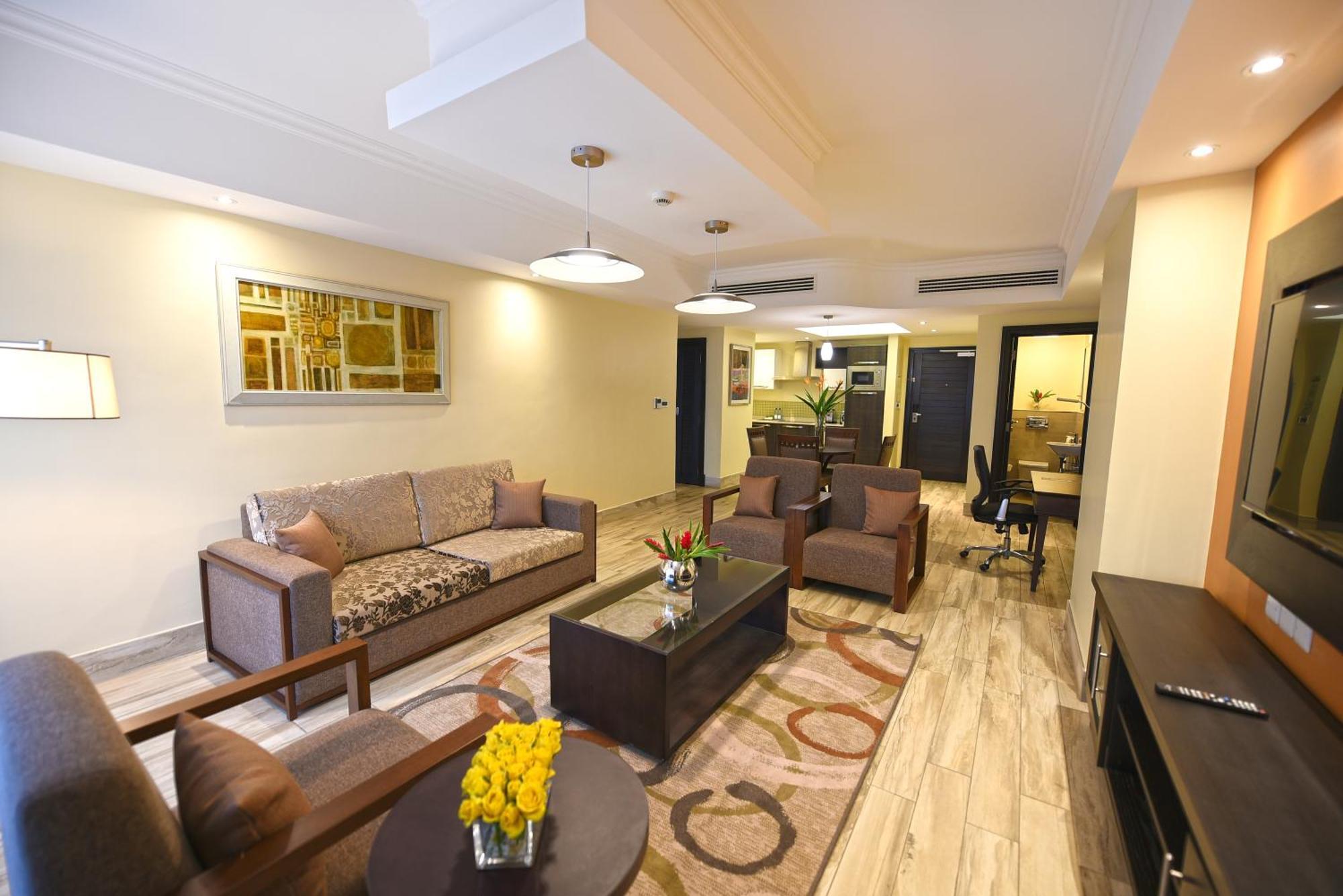 קמפאלה Mestil Hotel & Residences מראה חיצוני תמונה