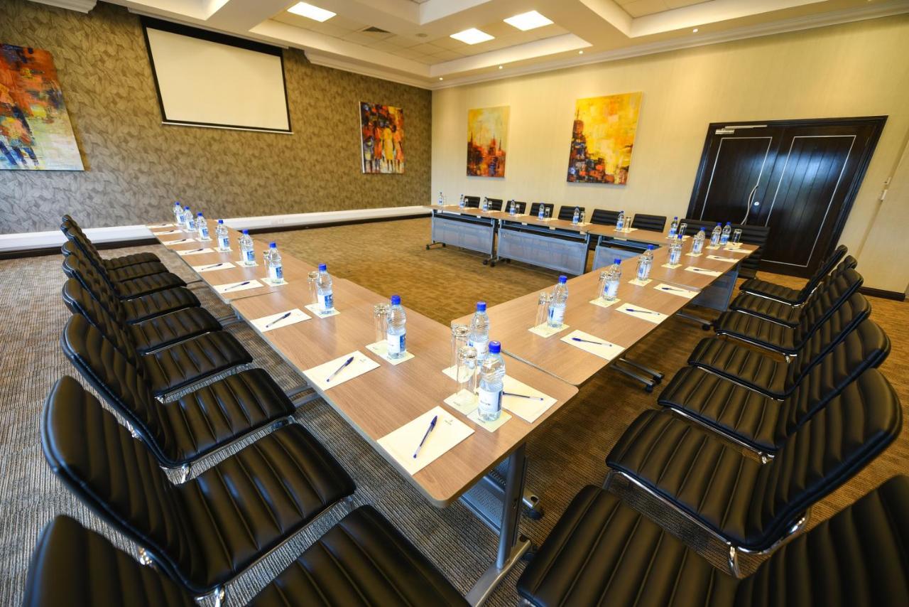 קמפאלה Mestil Hotel & Residences מראה חיצוני תמונה