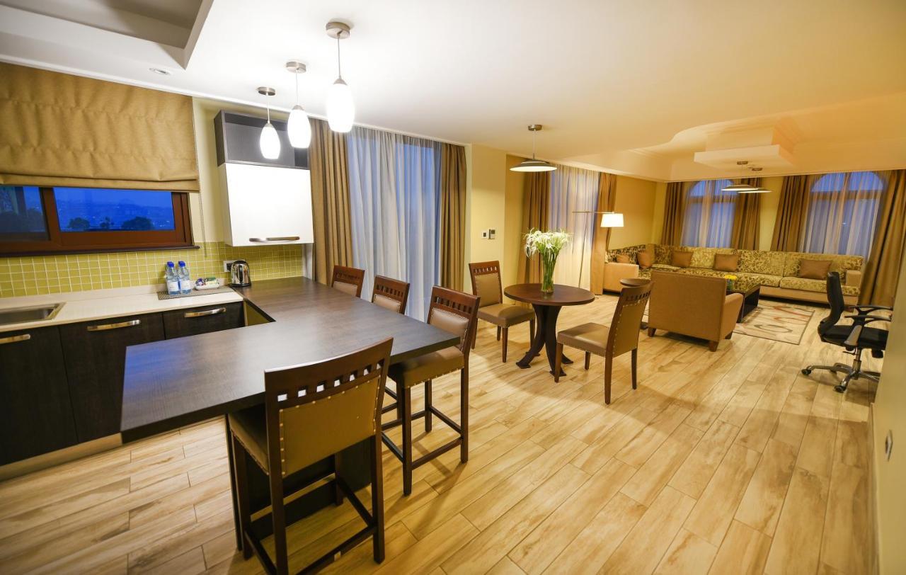 קמפאלה Mestil Hotel & Residences מראה חיצוני תמונה
